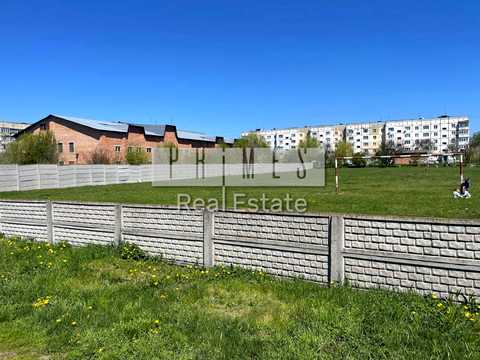комерційна за адресою Вчених вул., 4