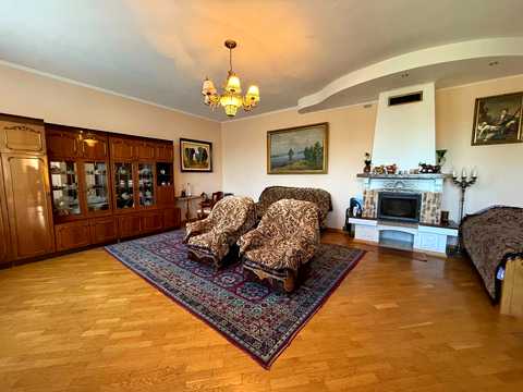 будинок за адресою Квіткова вул., 64