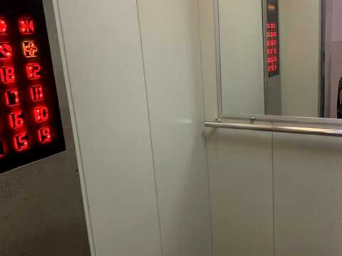 1874751117951068