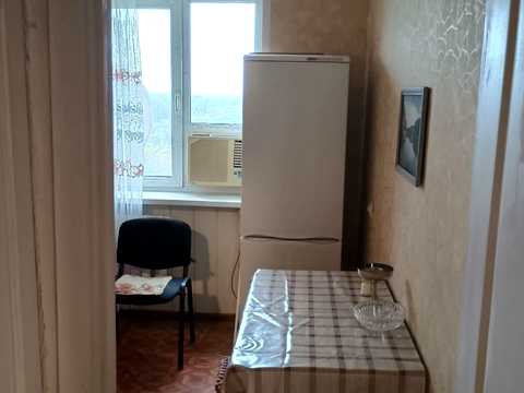 квартира за адресою Дніпровська вул. (Леппіка), 4