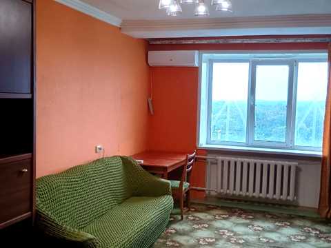 квартира за адресою Дніпровська вул. (Леппіка), 4