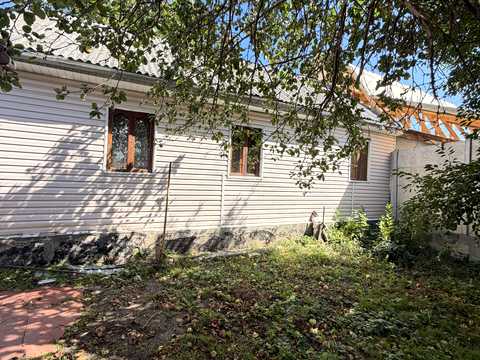 будинок за адресою Коростишів, Травнева вул. (1 Травня), 8