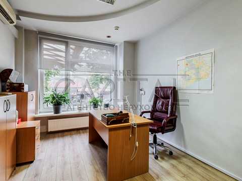 коммерческая по адресу Арсенальная пл., 2