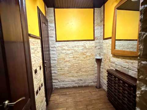 комерційна за адресою Освицька вул., 8