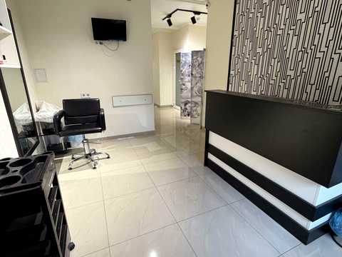 комерційна за адресою Балківська вул., 137г