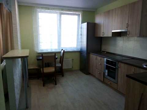 квартира за адресою Перлинна вул., 7