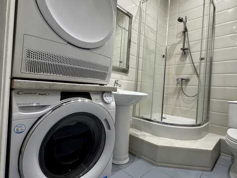 квартира за адресою Шота Руставелі вул., 12