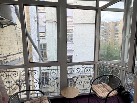 квартира за адресою Шота Руставелі вул., 12