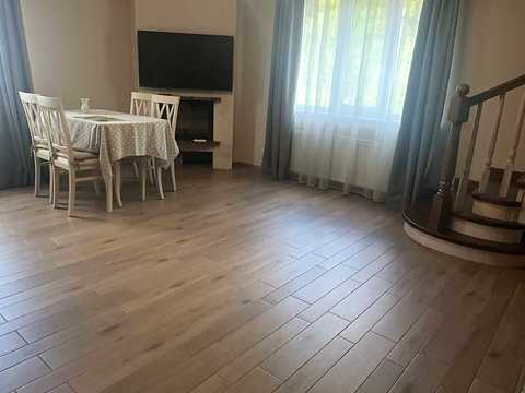 дом по адресу Берестейське шоссе (Брест-Литовське)