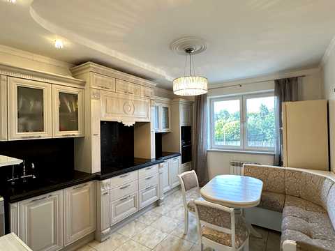 квартира по адресу Юрія Кондратюка ул., 3