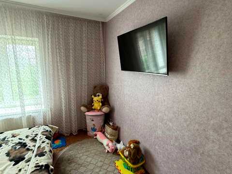квартира за адресою Зенітна вул., 10