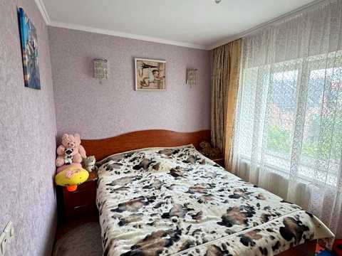 квартира за адресою Зенітна вул., 10