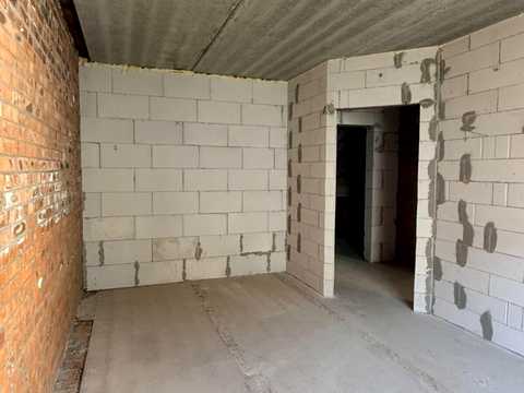 квартира за адресою Євгена Коновальця вул., (Будинок)