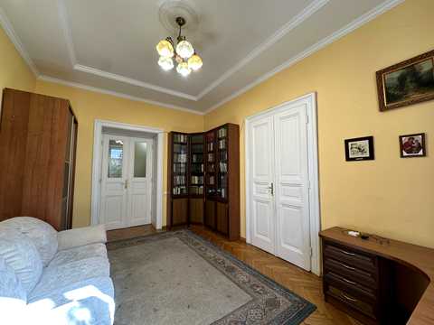 квартира по адресу Шептицких ул., 3