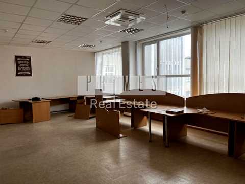 комерційна за адресою Іоанна Павла II вул. (Патріса Лумумби), 4/6