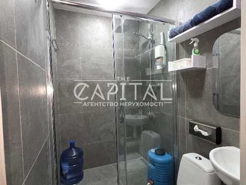 комерційна за адресою Басейна вул., 7