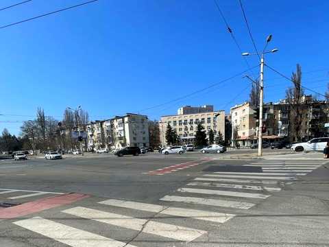 комерційна за адресою Лесі Українки просп. (Гагаріна), 23