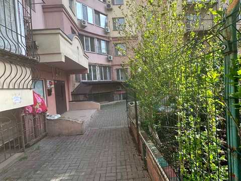 квартира за адресою Композитора Ніщинського вул., 22