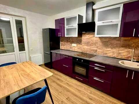 квартира за адресою Лісова вул., 3