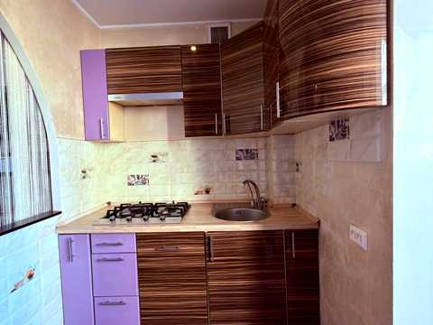 квартира за адресою Хотинська вул., 12