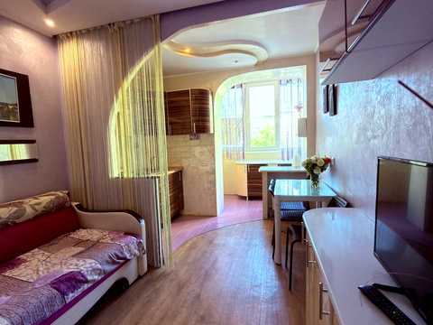 квартира за адресою Хотинська вул., 12