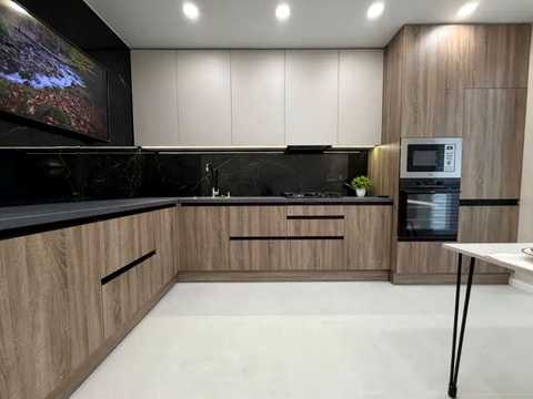 квартира за адресою Сімейна вул., 6