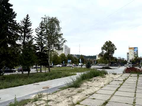 коммерческая по адресу Черновола просп. (700-летия Львова), 63