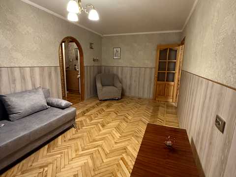 квартира по адресу Космонавтов ул., 48
