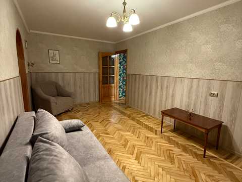 квартира по адресу Космонавтов ул., 48