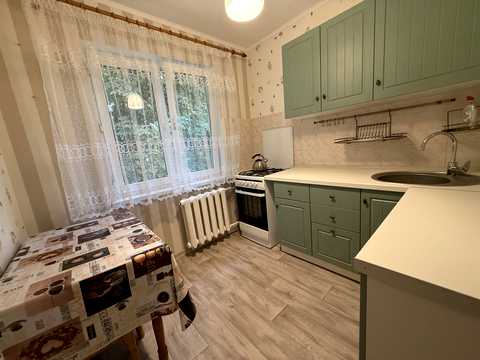 квартира по адресу Космонавтов ул., 48