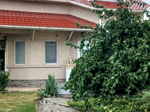 будинок за адресою Ветеранів вул., 27