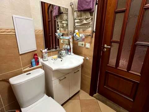 квартира за адресою Федора Ернста вул., 6