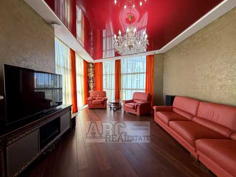 квартира по адресу Отакара Яроша пер., 20 к2