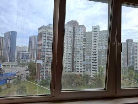 квартира за адресою Академіка Глушкова просп., 15
