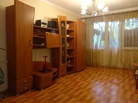 квартира за адресою Дніпро, Богдана Хмельницького просп. (Героїв Сталінграда), 4-Б