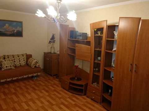 квартира за адресою Дніпро, Богдана Хмельницького просп. (Героїв Сталінграда), 4-Б