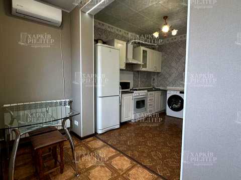 квартира за адресою Плиткова вул., 65 а