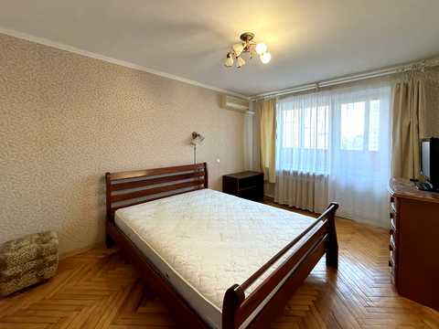 квартира за адресою Золотоустівська вул., 44/22