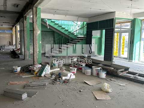 комерційна за адресою Садова вул., 14