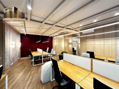 комерційна за адресою Буслівська вул., 12
