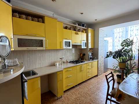 квартира за адресою Гната Хоткевича вул., 44г к2