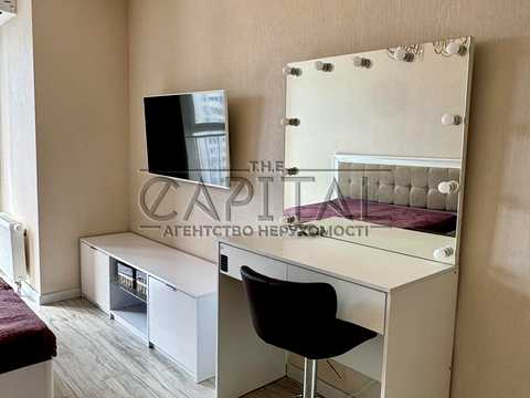 квартира за адресою Драгоманова вул., 2-Б