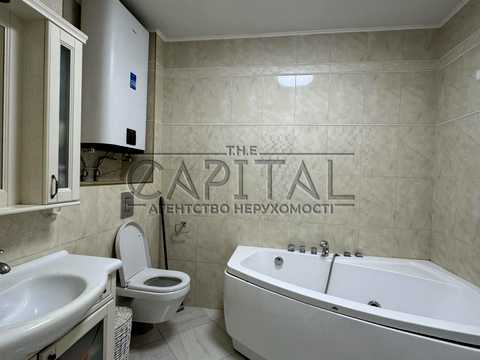 квартира за адресою Драгоманова вул., 2-Б