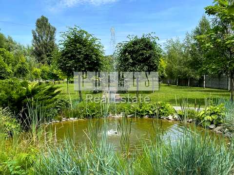 комерційна за адресою Київська вул., 1в