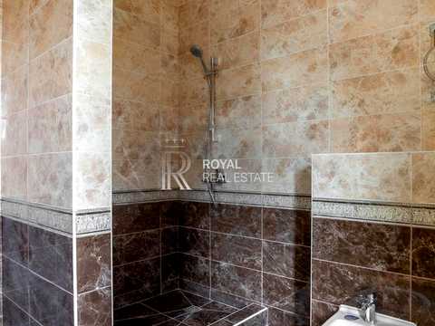 комерційна за адресою Лобановського вул., 5