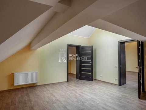 комерційна за адресою Лобановського вул., 5
