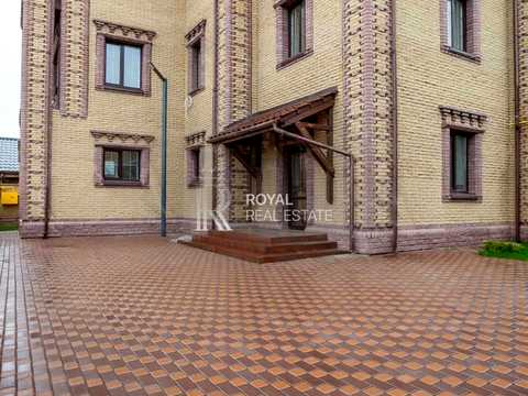 комерційна за адресою Лобановського вул., 5