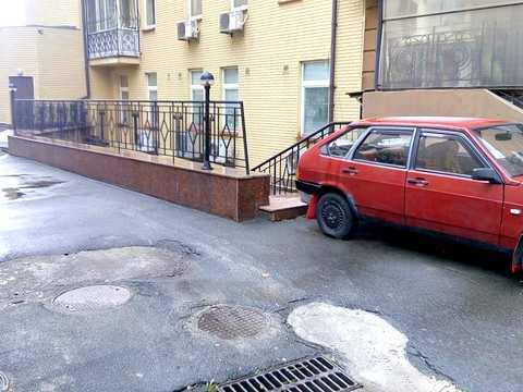 коммерческая по адресу Софиевская ул., 12