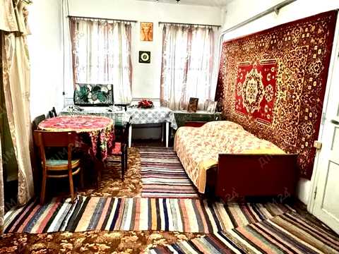 будинок за адресою с. Клюсівка, Центральна, 1