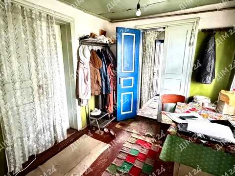 будинок за адресою с. Клюсівка, Центральна, 1
